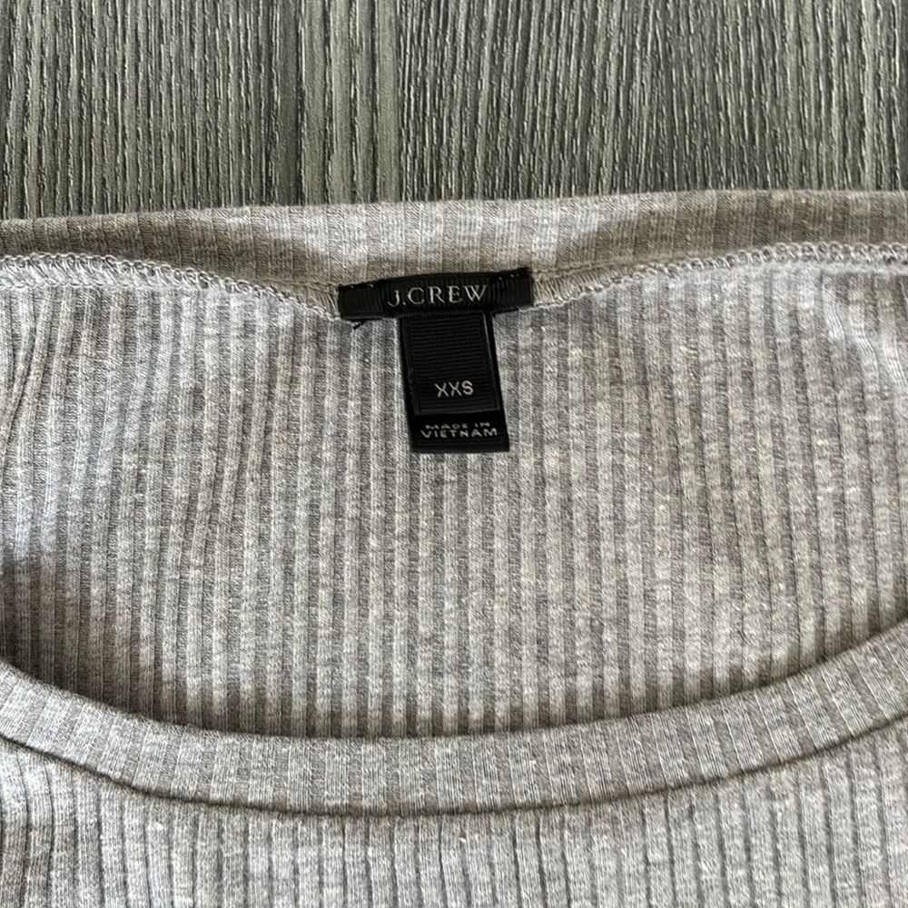 J.Crew Top - Picture 3 of 9